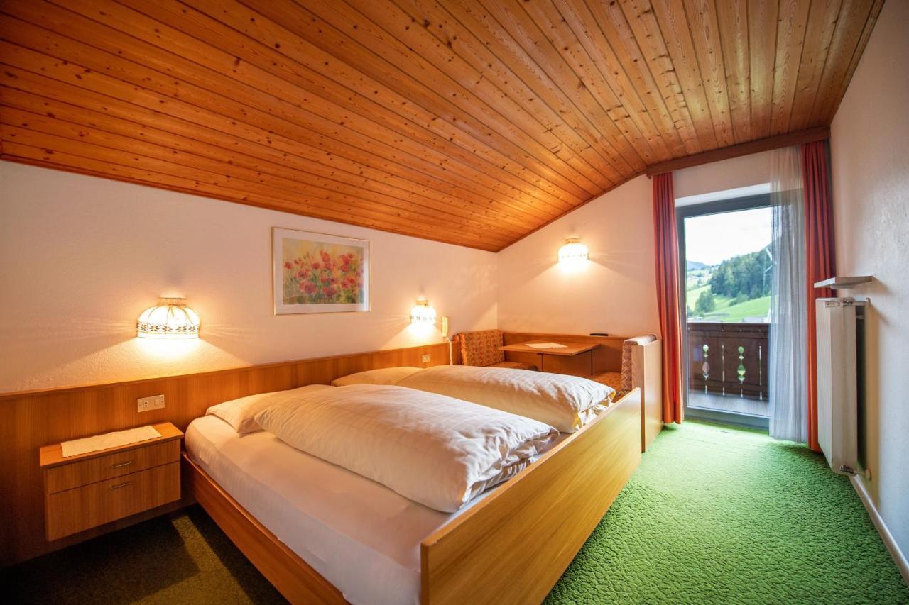 Alara Appartement Urtijëi Buitenkant foto